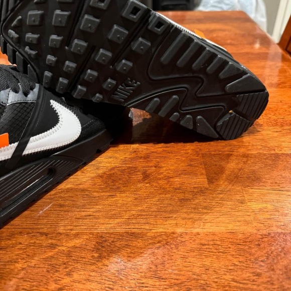 Airmax Offwhite Men’s shoes - Picture 2 of 4